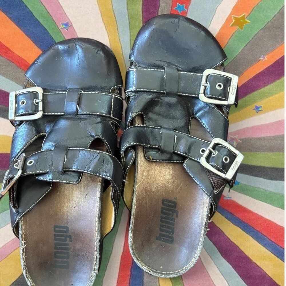 Bongo Women's Brown and Black Sandals